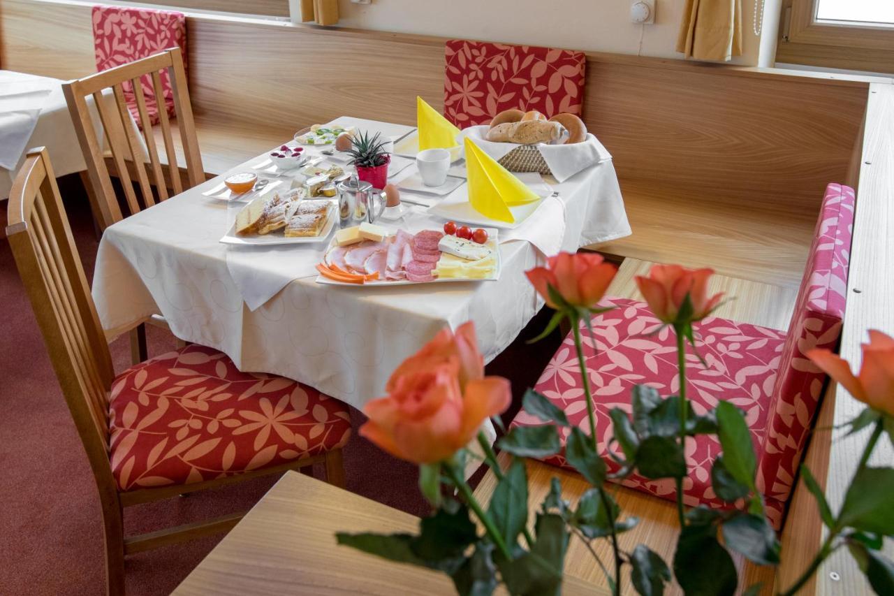 Hotel Reineldis 穆勒克 外观 照片