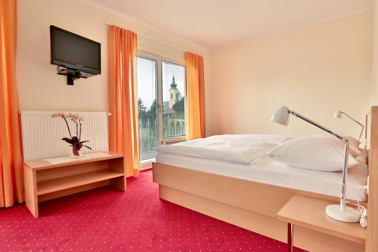 Hotel Reineldis 穆勒克 外观 照片
